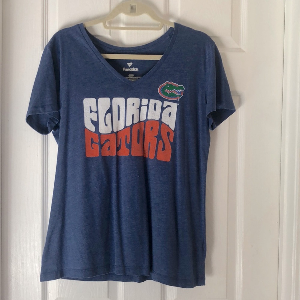 Fanatics | Florida Gators Distressed Women’s Large Blue Tee Shirt